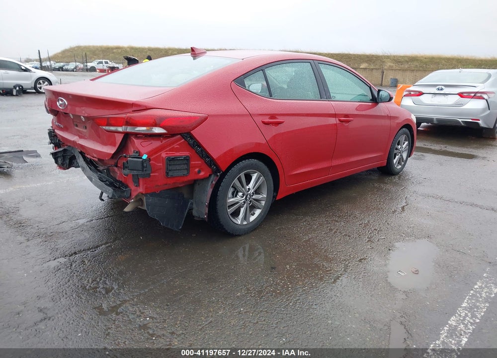 2018 HYUNDAI ELANTRA SEL VIN: KMHD84LF6JU608080