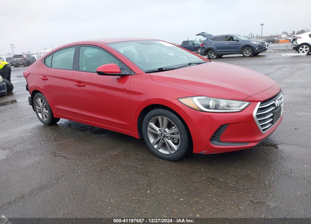 2018 HYUNDAI ELANTRA SEL VIN: KMHD84LF6JU608080