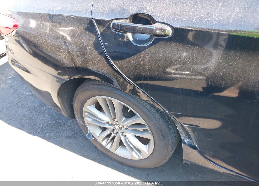 2015 TOYOTA CAMRY SE VIN: 4T1BF1FK4FU068675