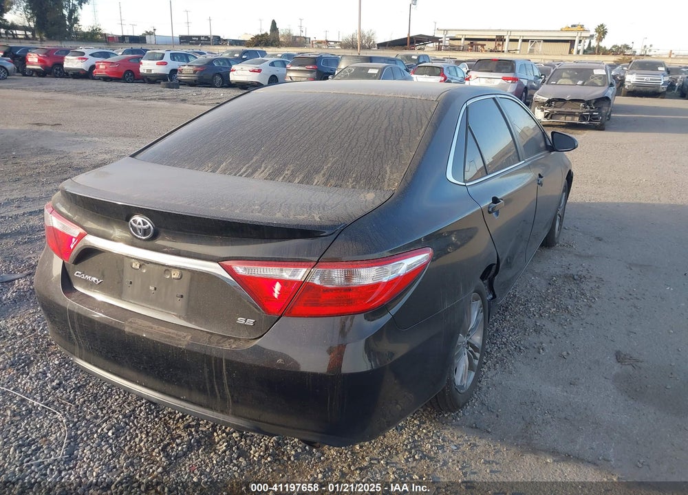 2015 TOYOTA CAMRY SE VIN: 4T1BF1FK4FU068675
