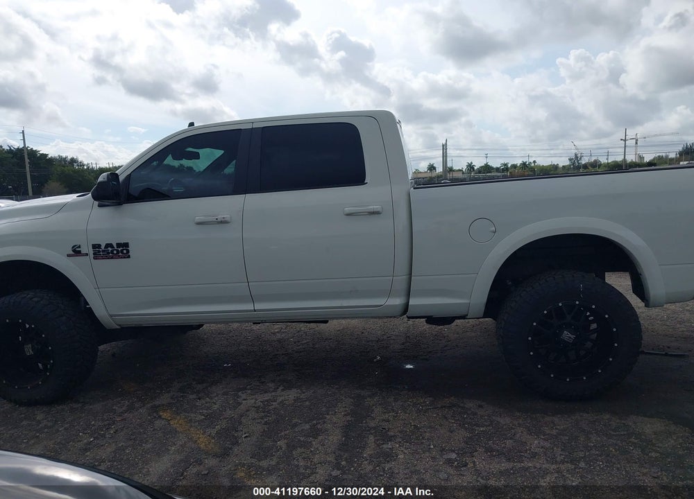 2018 RAM 2500 LAIE  4X4 6'4 BOX VIN: 3C6UR5FL9JG368137