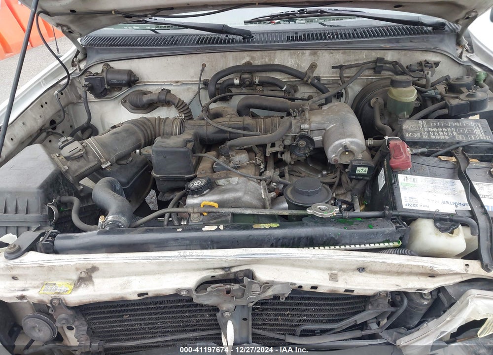 2000 TOYOTA TACOMA VIN: 4TANL42N8YZ587435