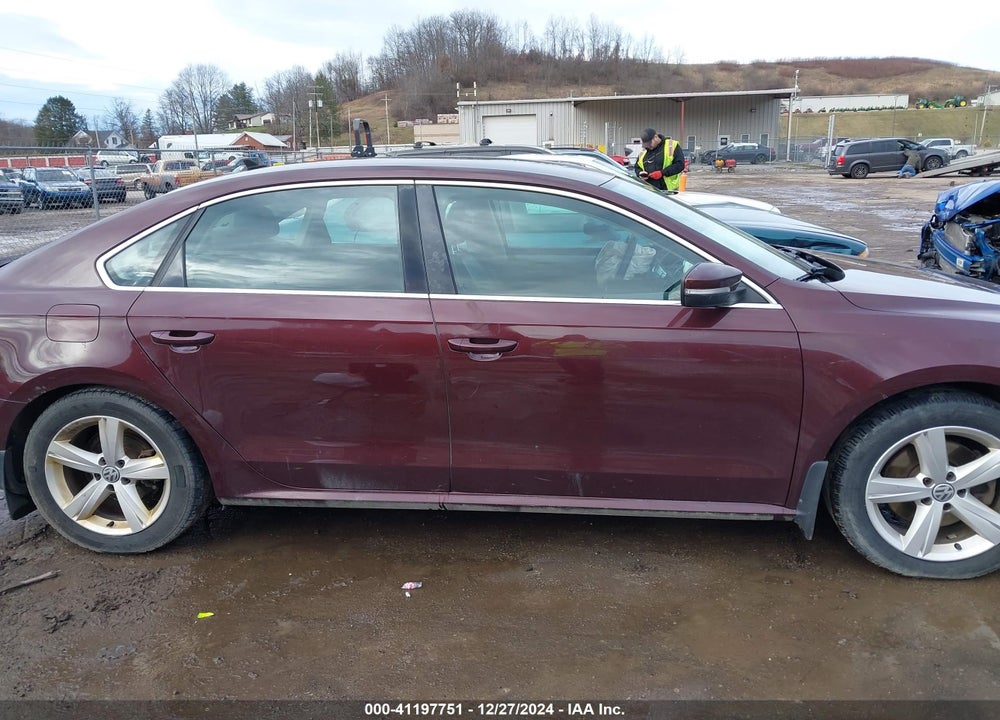 2013 VOLKSWAGEN PASSAT 2.5L SE VIN: 1VWBP7A36DC103690