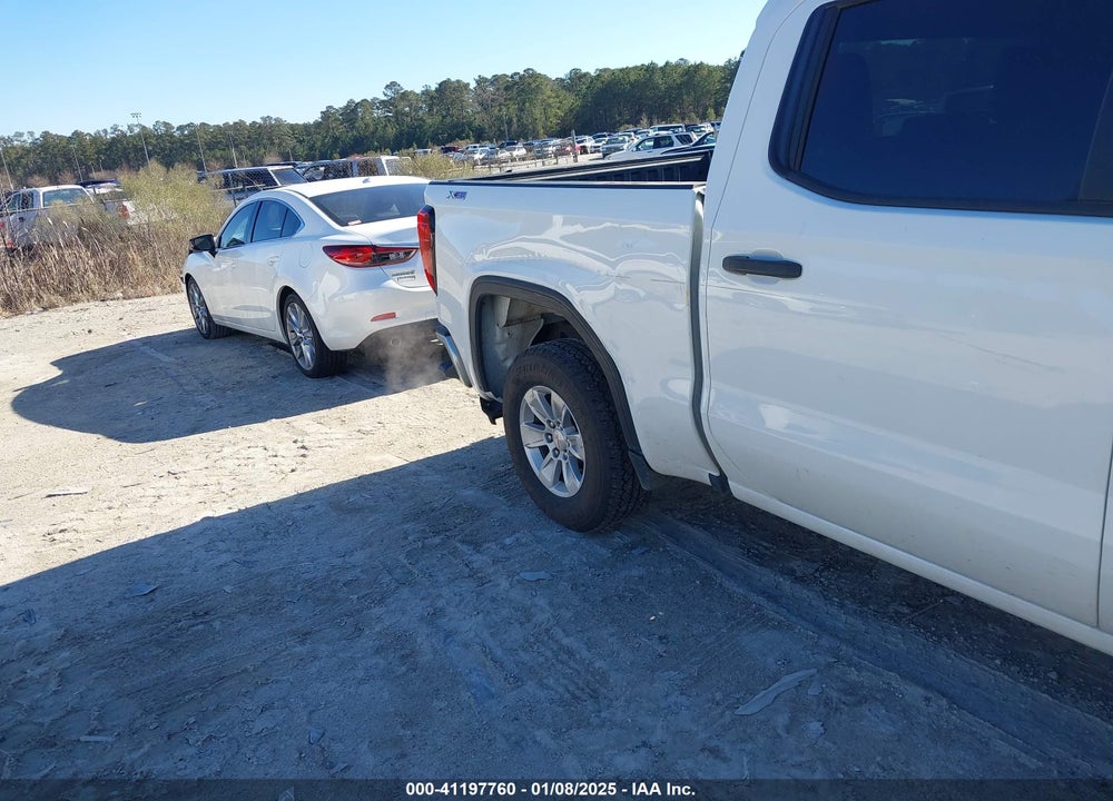 2022 GMC SIERRA 1500 4WD SHORT BOX PRO VIN: 1GTUUAED8NZ543963