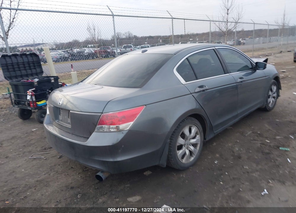 2008 HONDA ACCORD 2.4 EX-L VIN: 1HGCP268X8A084028