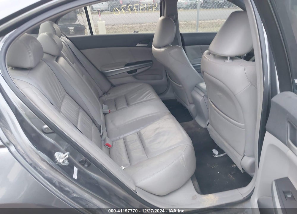 2008 HONDA ACCORD 2.4 EX-L VIN: 1HGCP268X8A084028