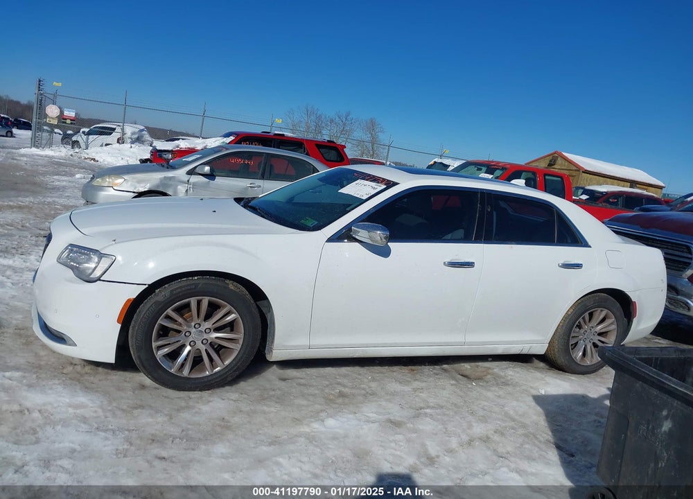2016 CHRYSLER 300C VIN: 2C3CCAEG3GH225393