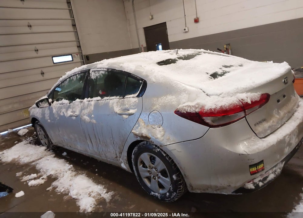 2017 KIA FORTE LX VIN: 3KPFK4A78HE101961