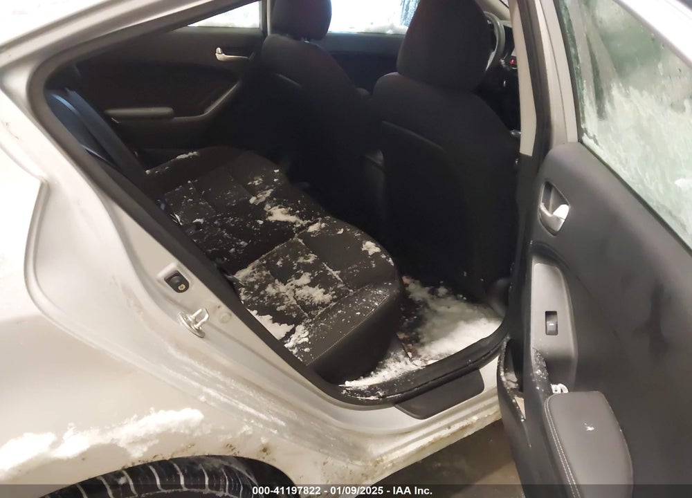 2017 KIA FORTE LX VIN: 3KPFK4A78HE101961