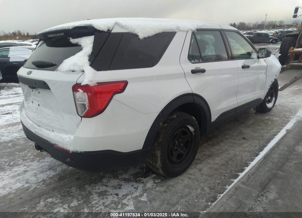 2021 FORD POLICE INTERCEPTOR VIN: 1FM5K8AB2MGC20490