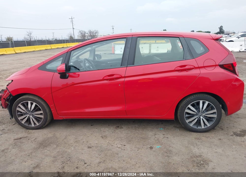 2017 HONDA FIT VIN: JHMGK5H74HS008513