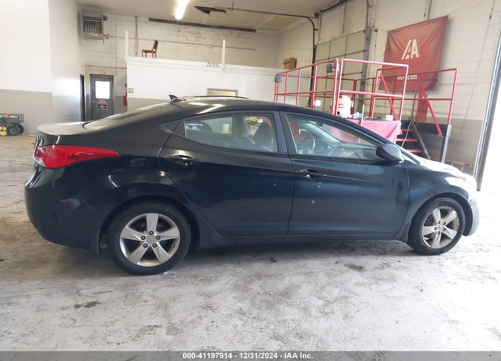 2012 HYUNDAI ELANTRA VIN: 5NPDH4AE8CH139831