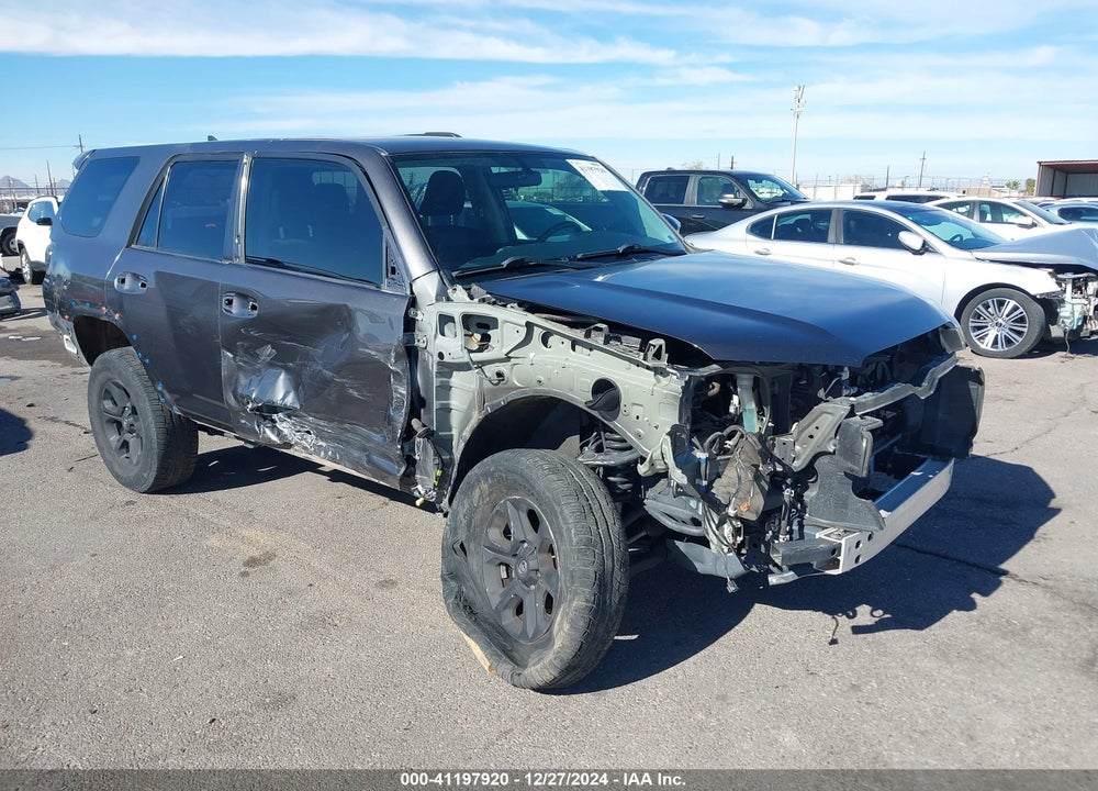 2018 TOYOTA 4RUNNER SR5 VIN: JTEBU5JRXJ5576511