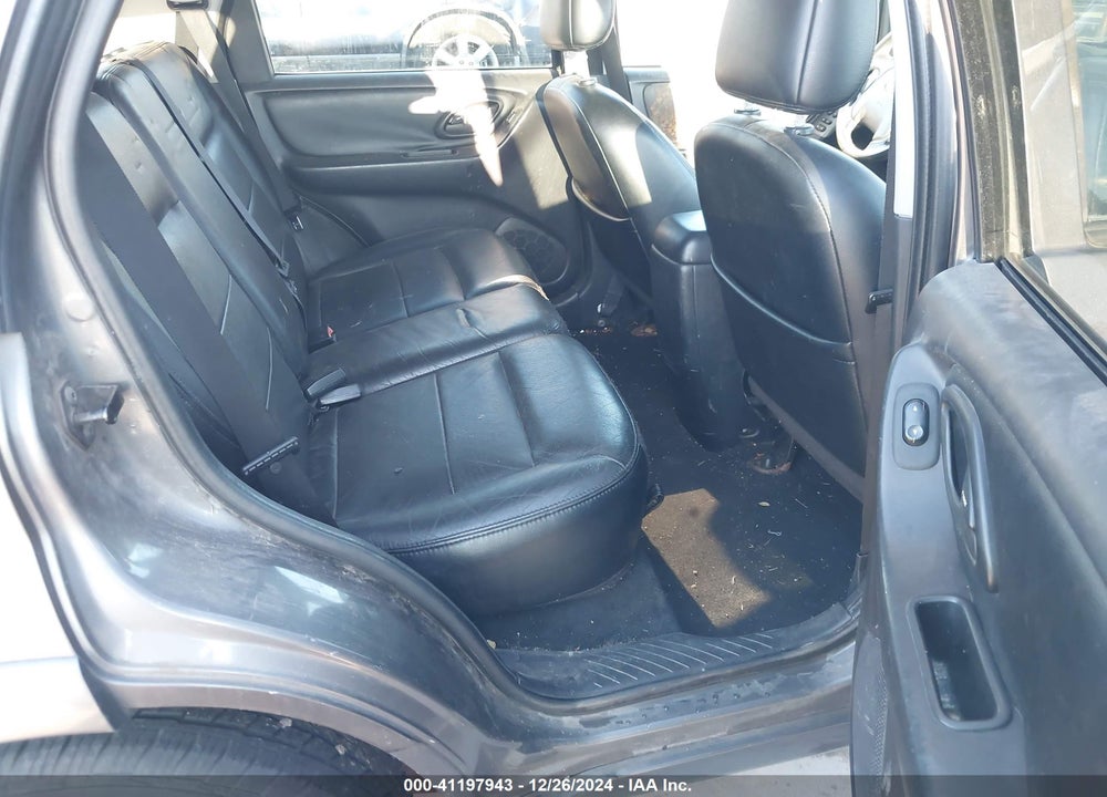 2005 FORD ESCAPE LIMITED VIN: 1FMYU94185KA51025