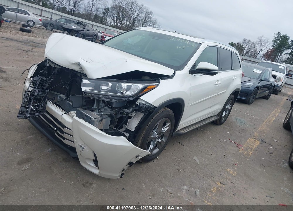2017 TOYOTA HIGHLANDER LIMITED/PLATINUM VIN: 5TDYZRFH5HS224268