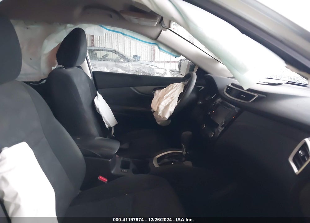 2016 NISSAN ROGUE VIN: 5N1AT2MT5GC863280
