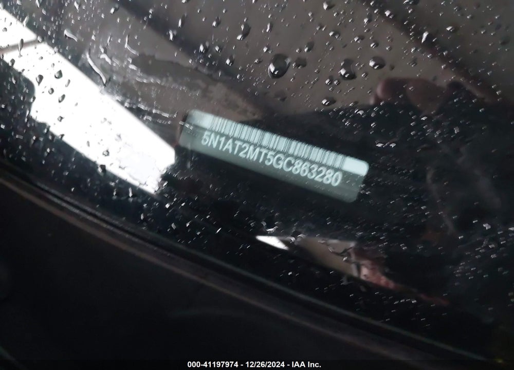2016 NISSAN ROGUE VIN: 5N1AT2MT5GC863280