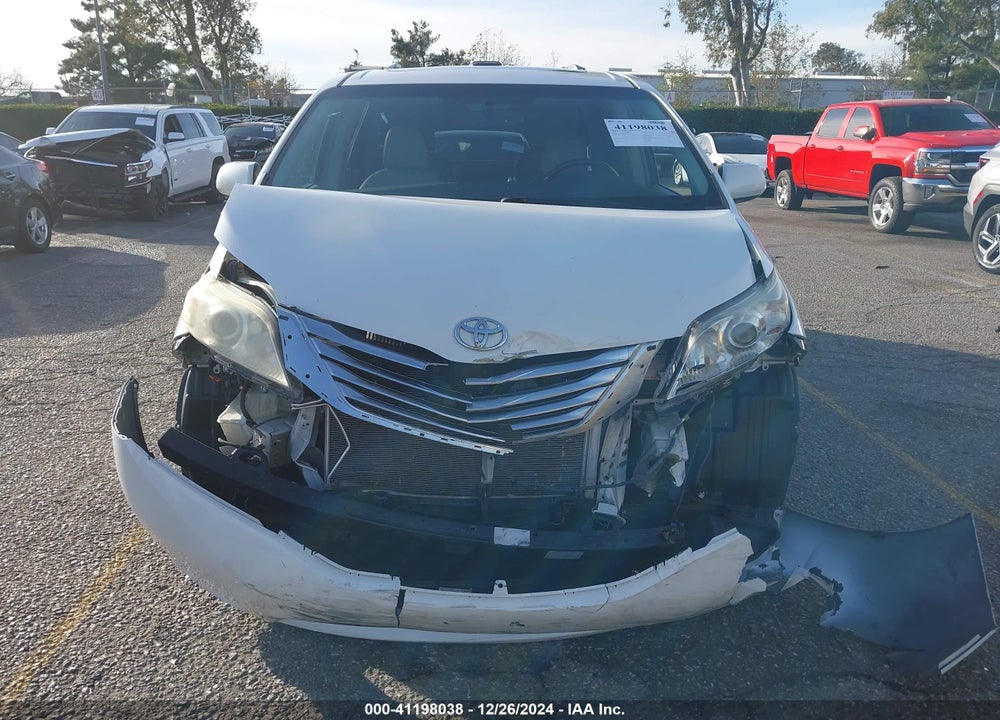 2012 TOYOTA SIENNA XLE LIMITED VIN: 5TDYK3DCXCS251208