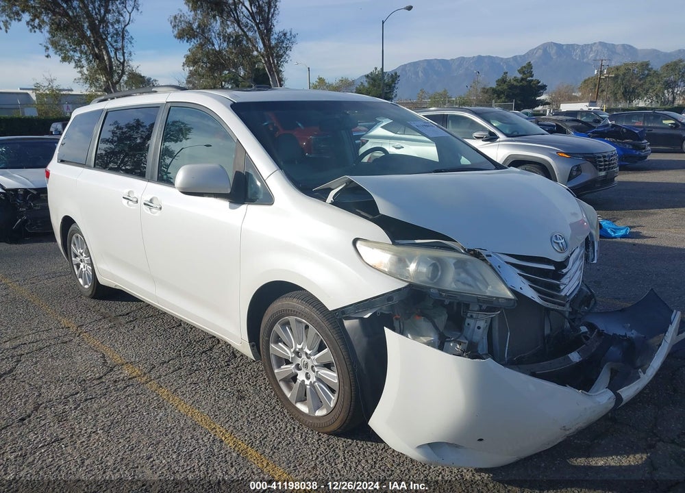 2012 TOYOTA SIENNA XLE LIMITED VIN: 5TDYK3DCXCS251208