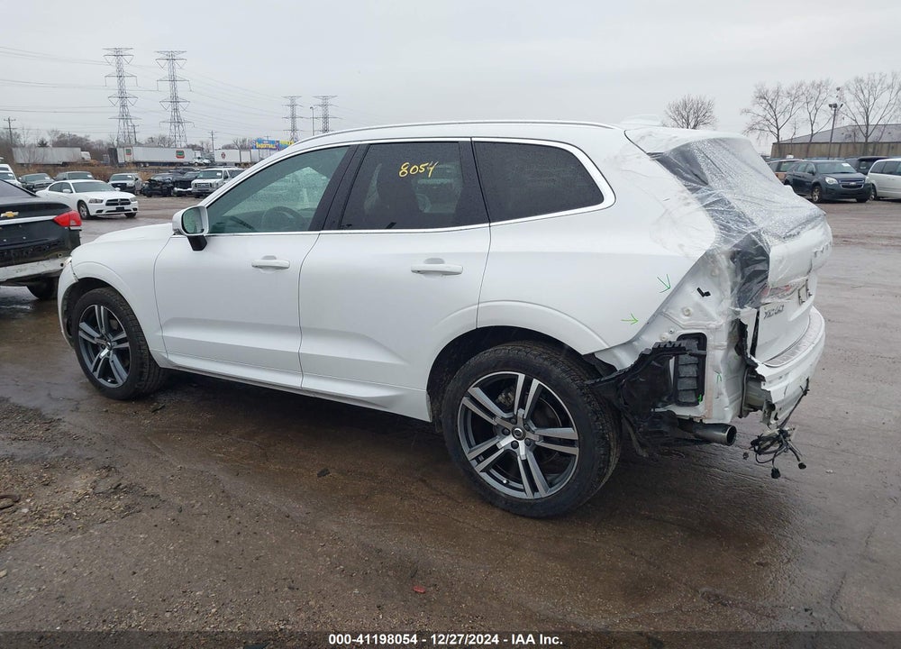 2021 VOLVO XC60 T5 MOMENTUM VIN: YV4102RK1M1804549