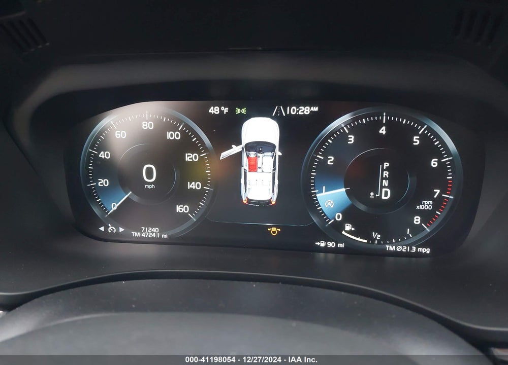 2021 VOLVO XC60 T5 MOMENTUM VIN: YV4102RK1M1804549