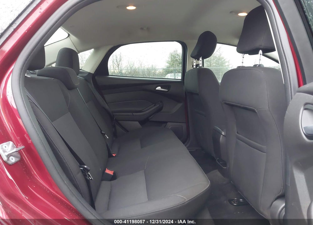 2015 FORD FOCUS SE VIN: 1FADP3F20FL313408