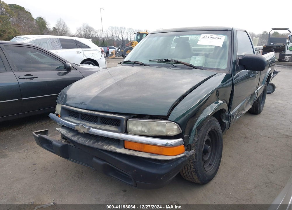 2001 CHEVROLET S-10 VIN: 1GCCS145418210137