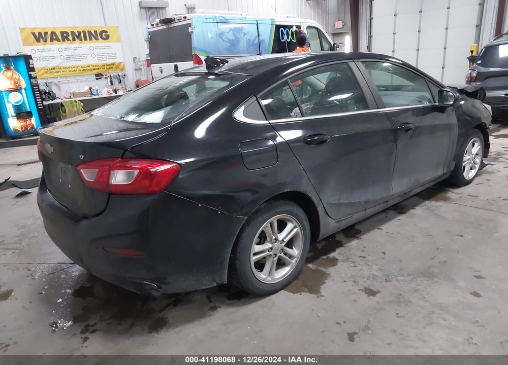 2017 CHEVROLET CRUZE VIN: 1G1BE5SM0H7204543