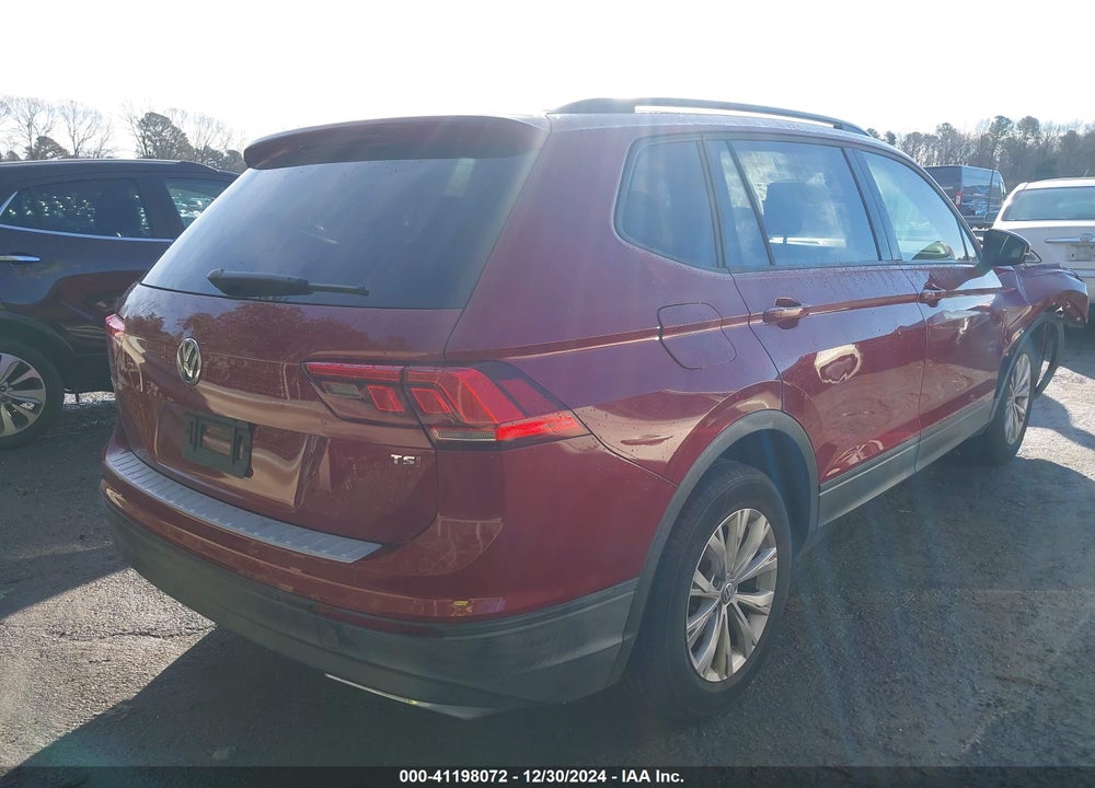 2018 VOLKSWAGEN TIGUAN 2.0T S VIN: 3VV1B7AX5JM087249