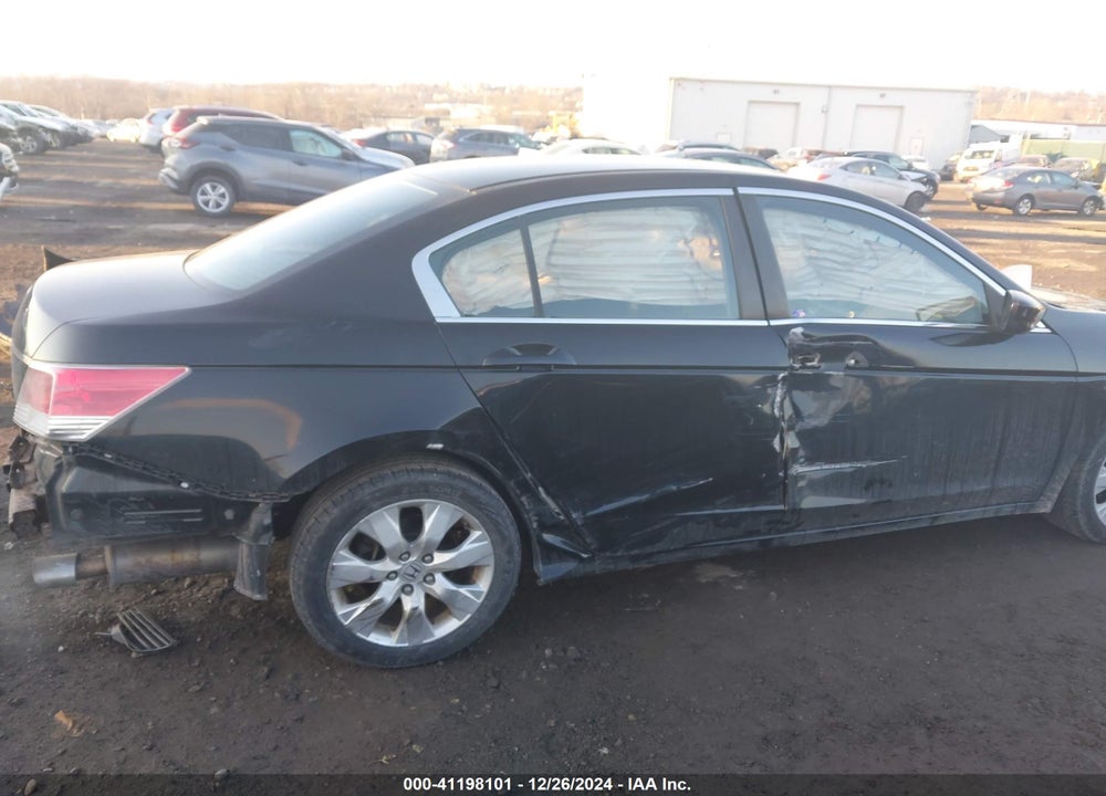 2010 HONDA ACCORD 2.4 EX VIN: 1HGCP2F75AA114419