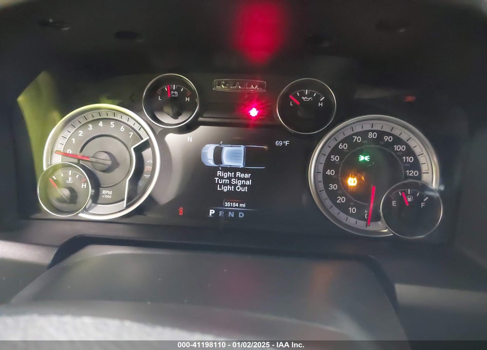 2021 RAM 1500 CLASSIC VIN: 1C6RR7GG9MS522765