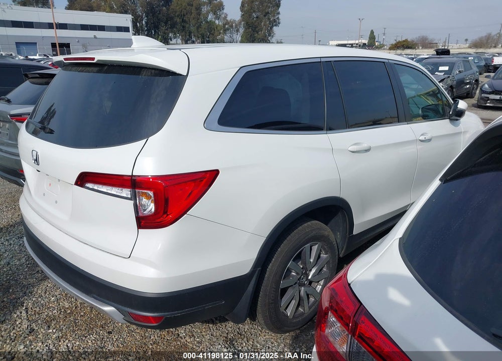 2022 HONDA PILOT 2WD EX-L VIN: 5FNYF5H50NB000264