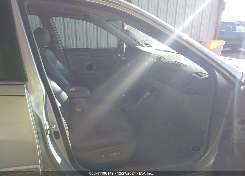 2005 TOYOTA CAMRY XLE V6 VIN: 4T1BF32K55U597715