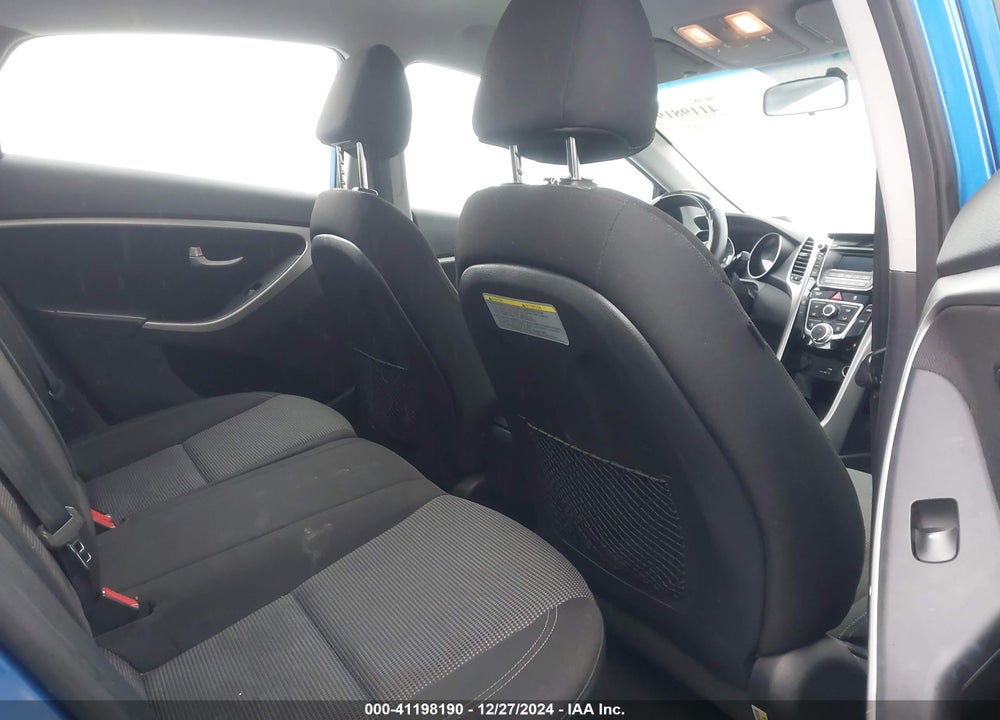 2017 HYUNDAI ELANTRA GT VIN: KMHD35LHXHU364398