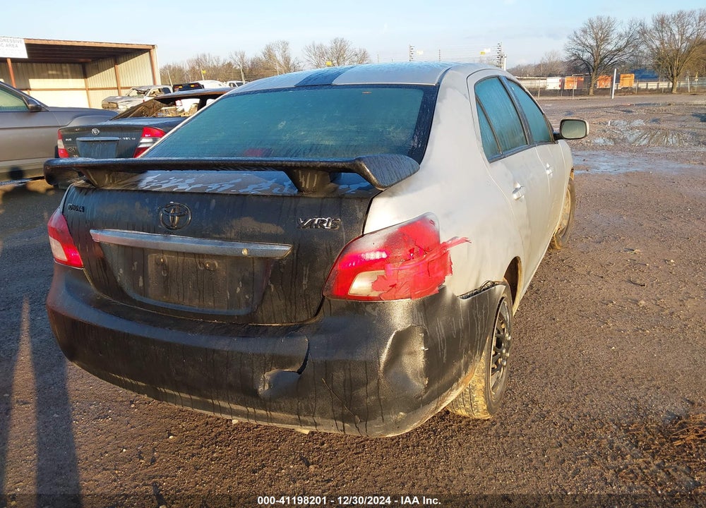 2008 TOYOTA YARIS VIN: JTDBT923081281752