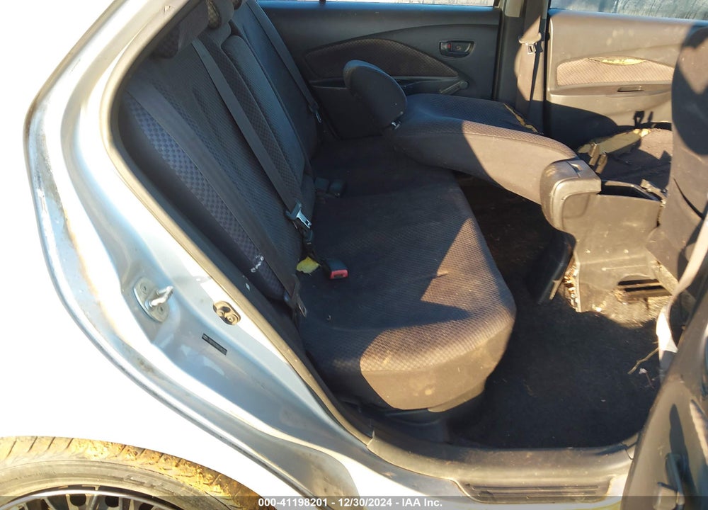 2008 TOYOTA YARIS VIN: JTDBT923081281752