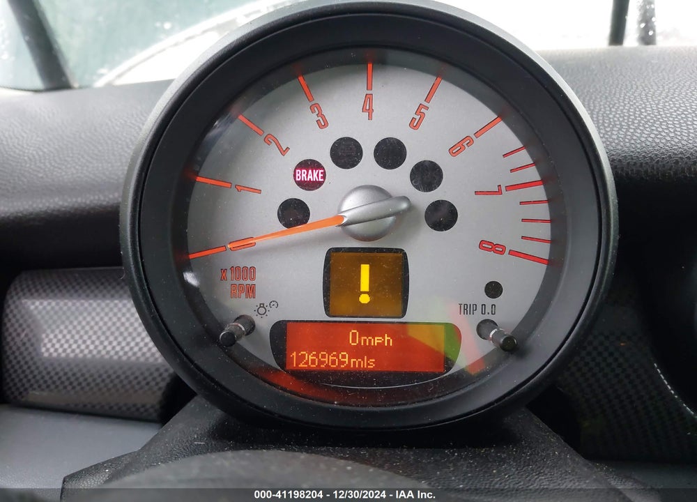 2012 MINI COOPER S VIN: WMWSV3C55CTY28922