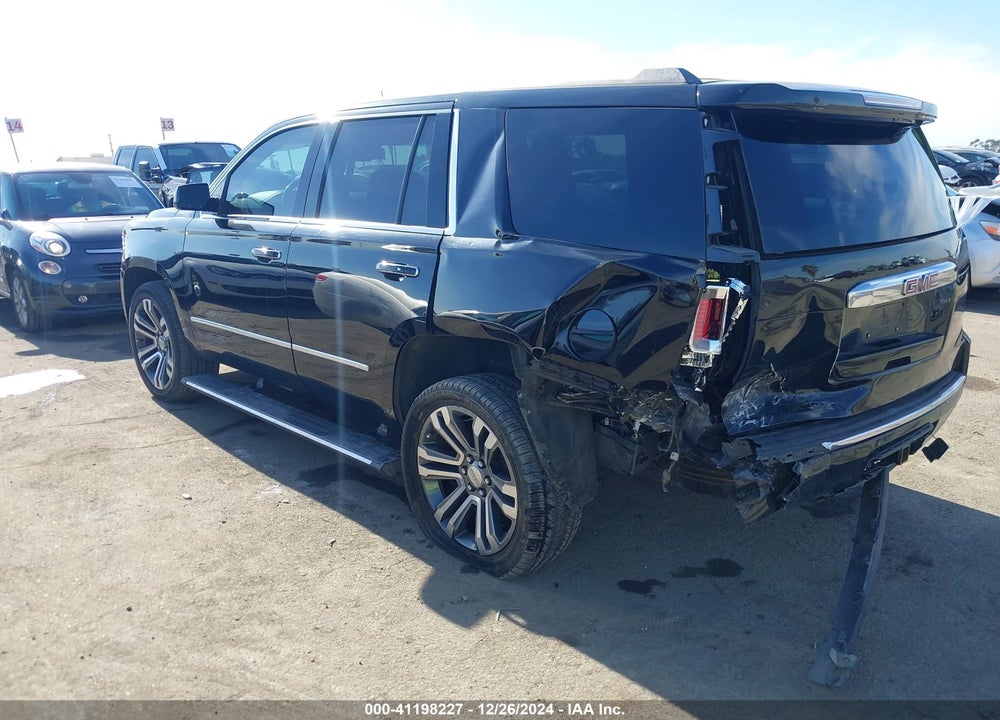 2019 GMC YUKON DENALI VIN: 1GKS2CKJ4KR191886