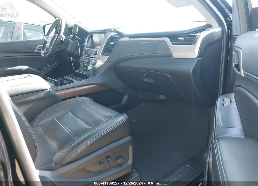 2019 GMC YUKON DENALI VIN: 1GKS2CKJ4KR191886