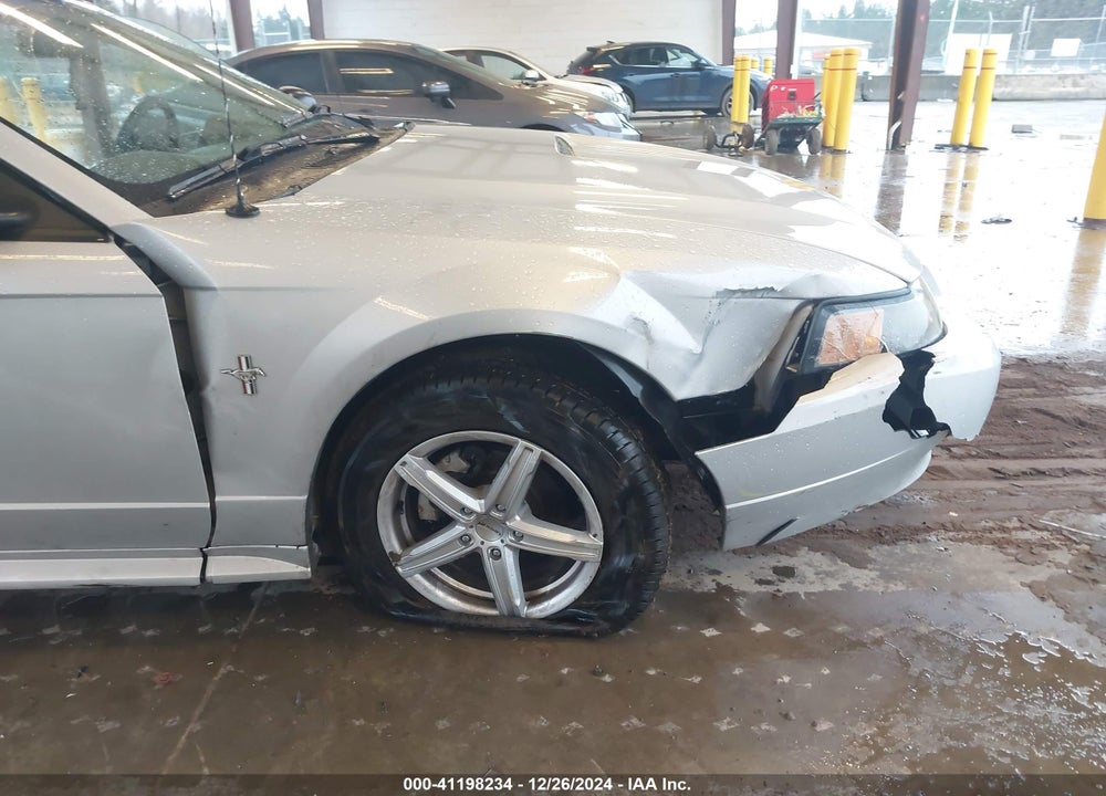 2002 FORD MUSTANG VIN: 1FAFP40422F125572