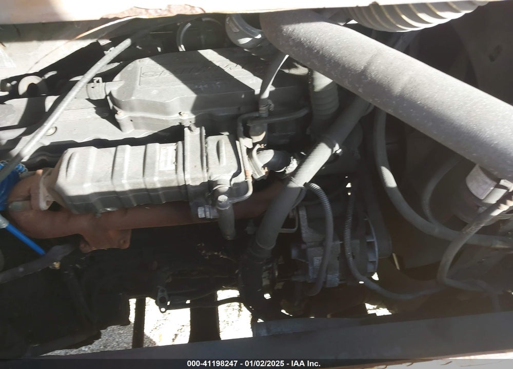 2015 OTTAWA YARD TRACTOR VIN: 336724