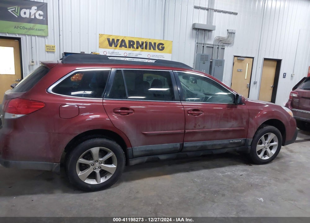2014 SUBARU OUTBACK 2.5I LIMITED VIN: 4S4BRBLC5E3320240