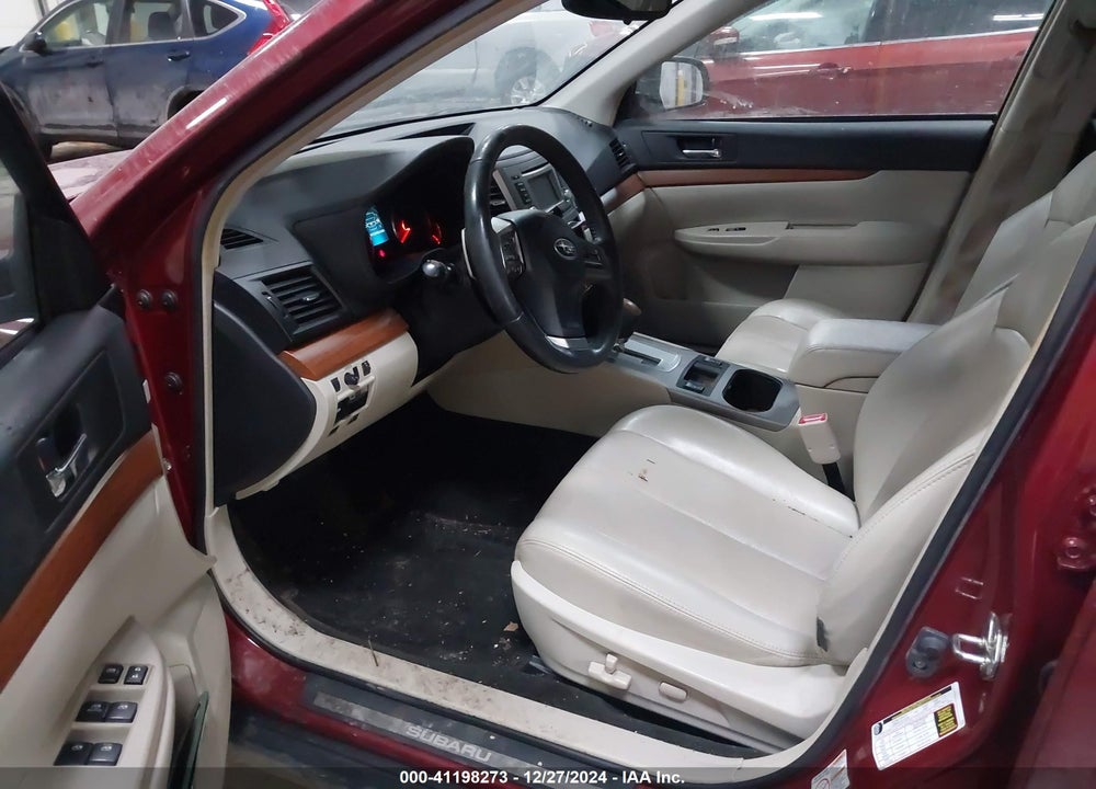 2014 SUBARU OUTBACK 2.5I LIMITED VIN: 4S4BRBLC5E3320240