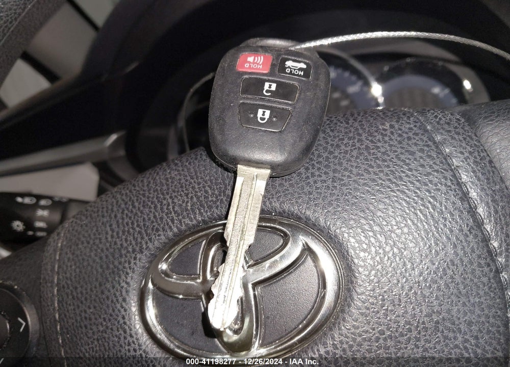2015 TOYOTA COROLLA VIN: 5YFBURHE6FP291037
