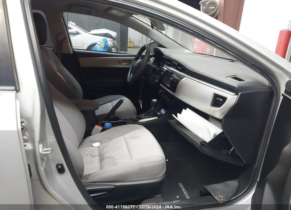 2015 TOYOTA COROLLA VIN: 5YFBURHE6FP291037