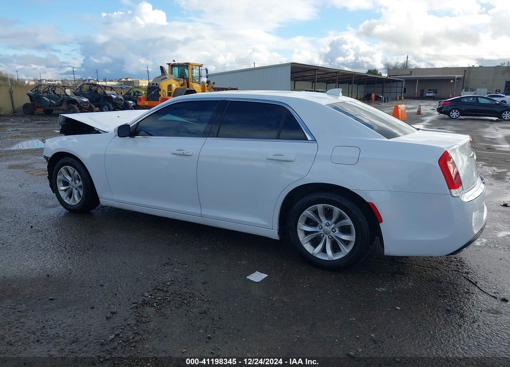2016 CHRYSLER 300 VIN: 2C3CCAAG6GH211896