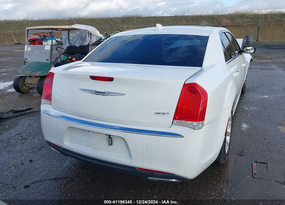 2016 CHRYSLER 300 VIN: 2C3CCAAG6GH211896