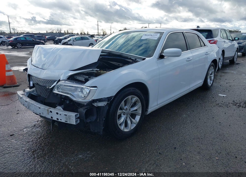 2016 CHRYSLER 300 VIN: 2C3CCAAG6GH211896