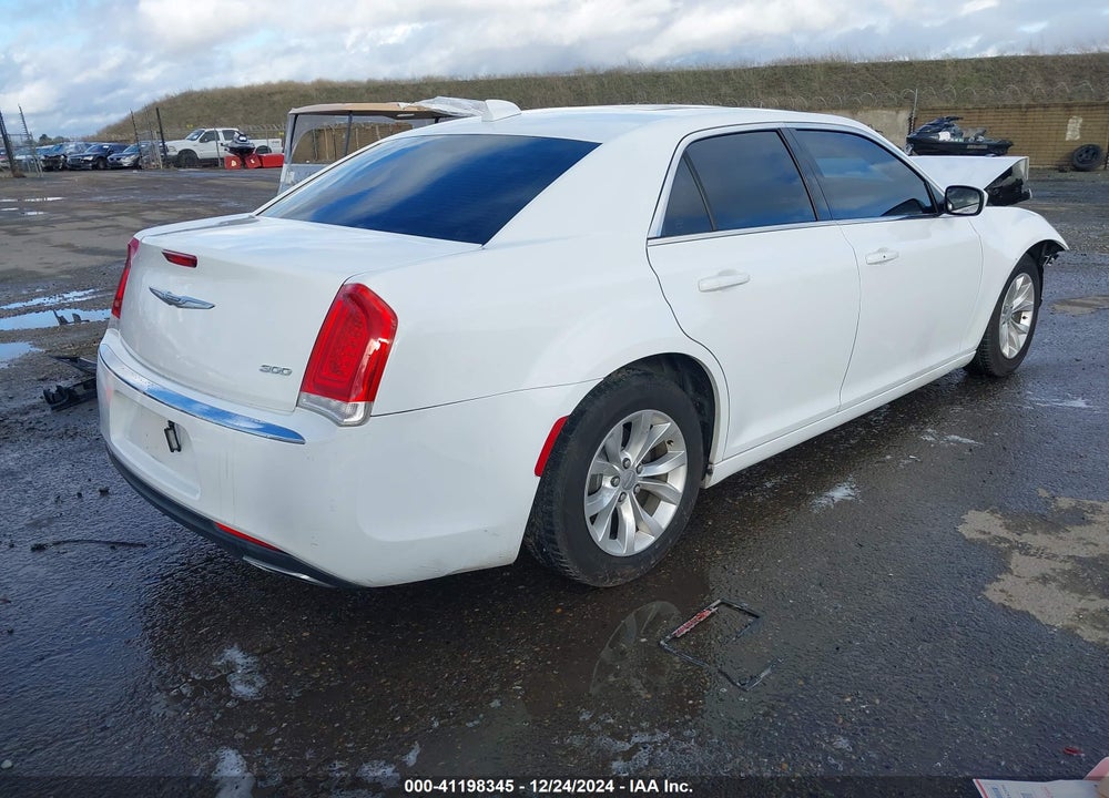 2016 CHRYSLER 300 VIN: 2C3CCAAG6GH211896