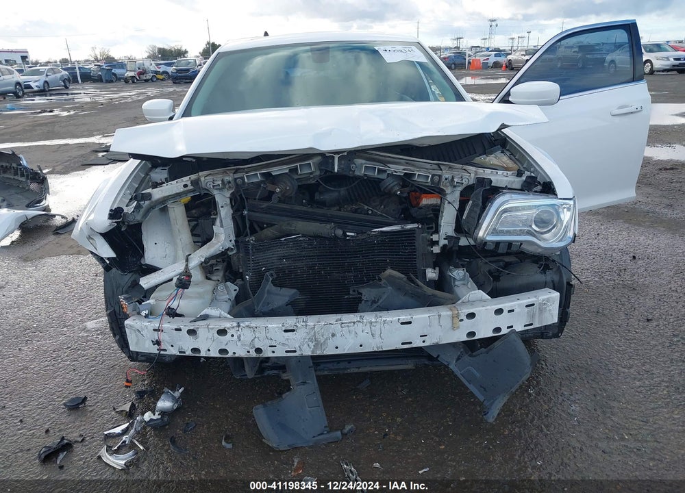 2016 CHRYSLER 300 VIN: 2C3CCAAG6GH211896